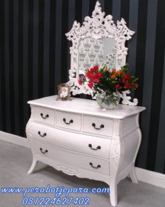 Meja Rias Klasik Putih